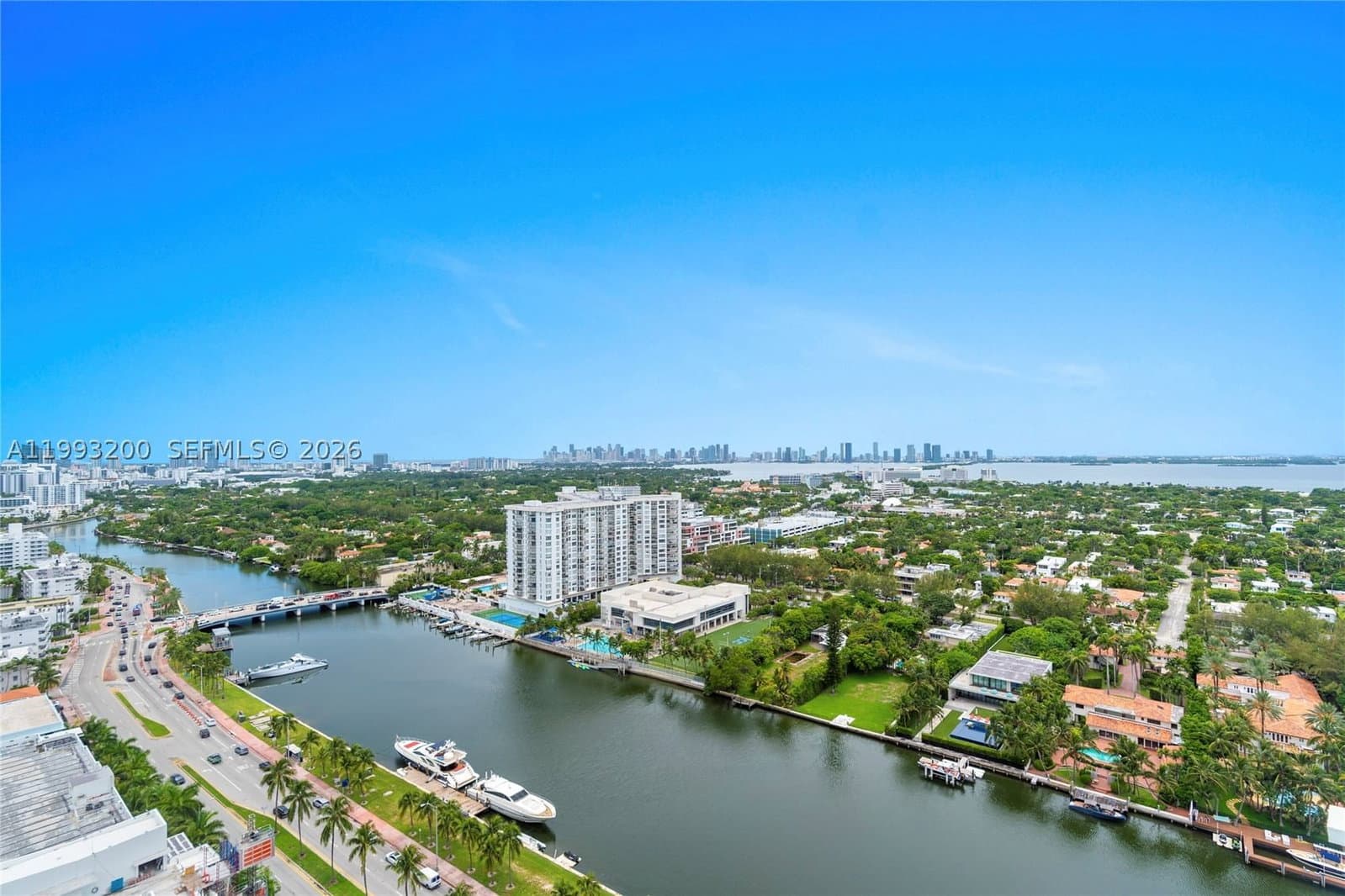 1+1 Condo — 4401 Collins Ave #2612, Miami Beach, FL 33140