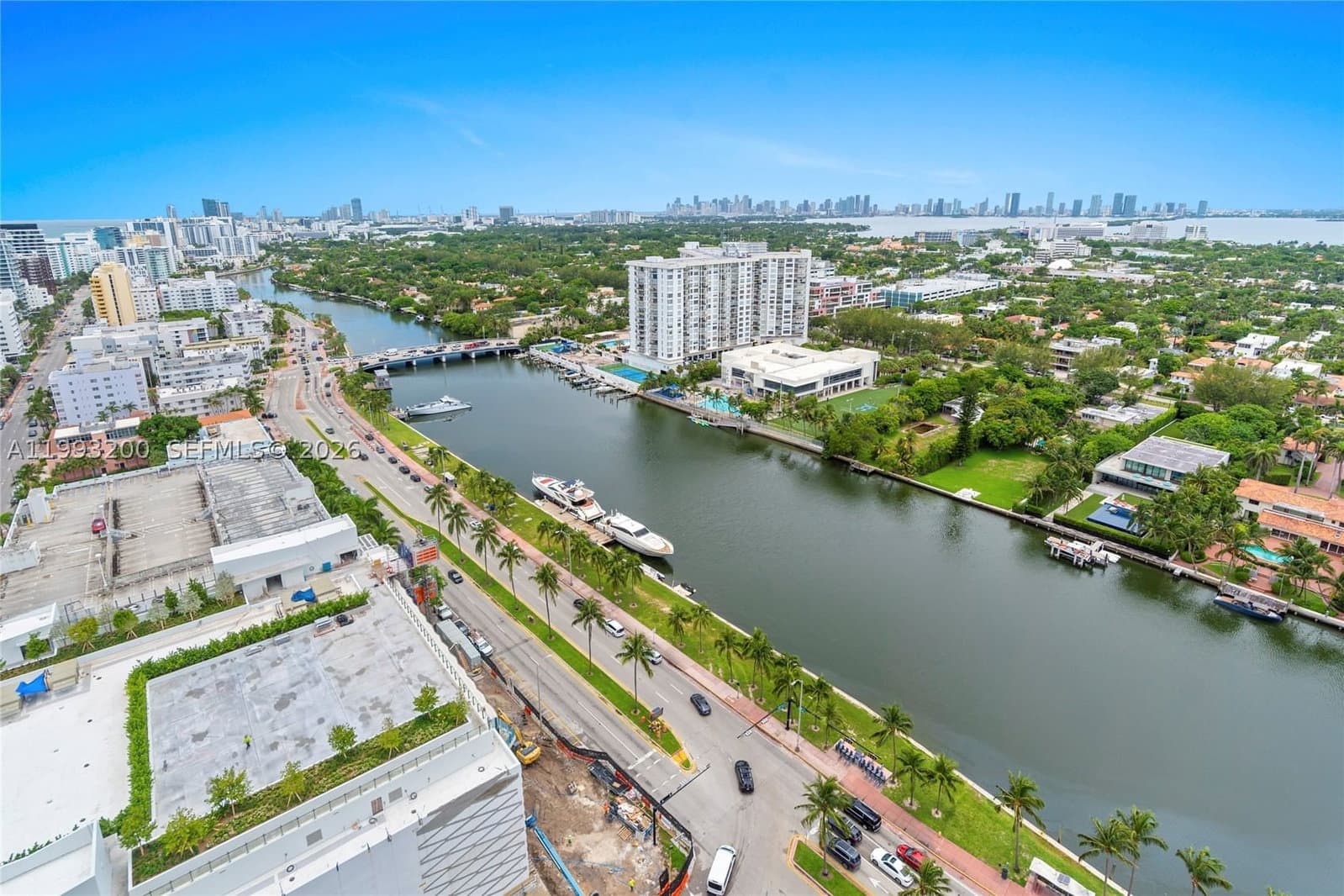 1+1 Condo — 4401 Collins Ave #2612, Miami Beach, FL 33140