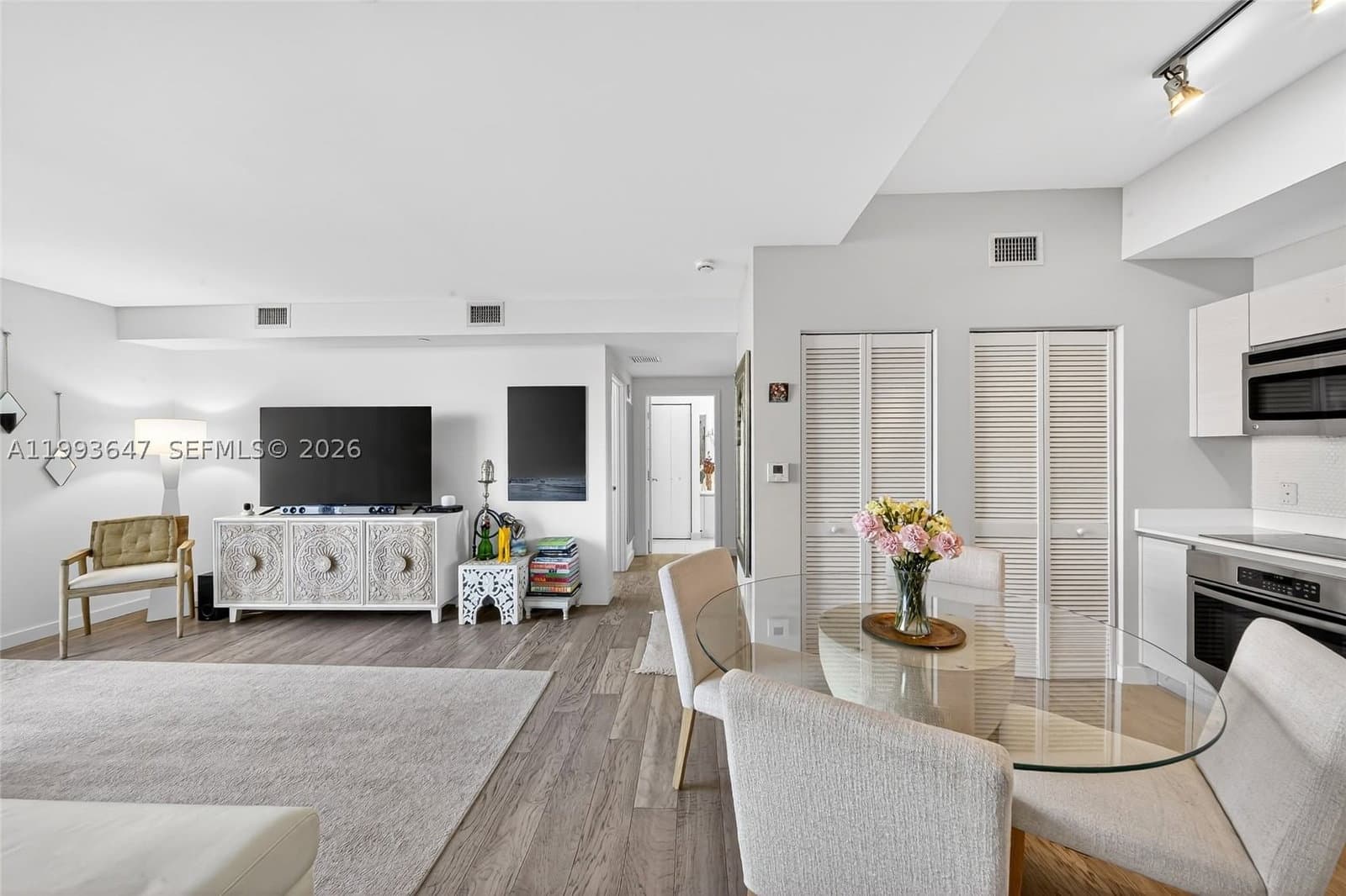 1+1 Condo — 4250 Biscayne Blvd #609, Miami, FL 33137