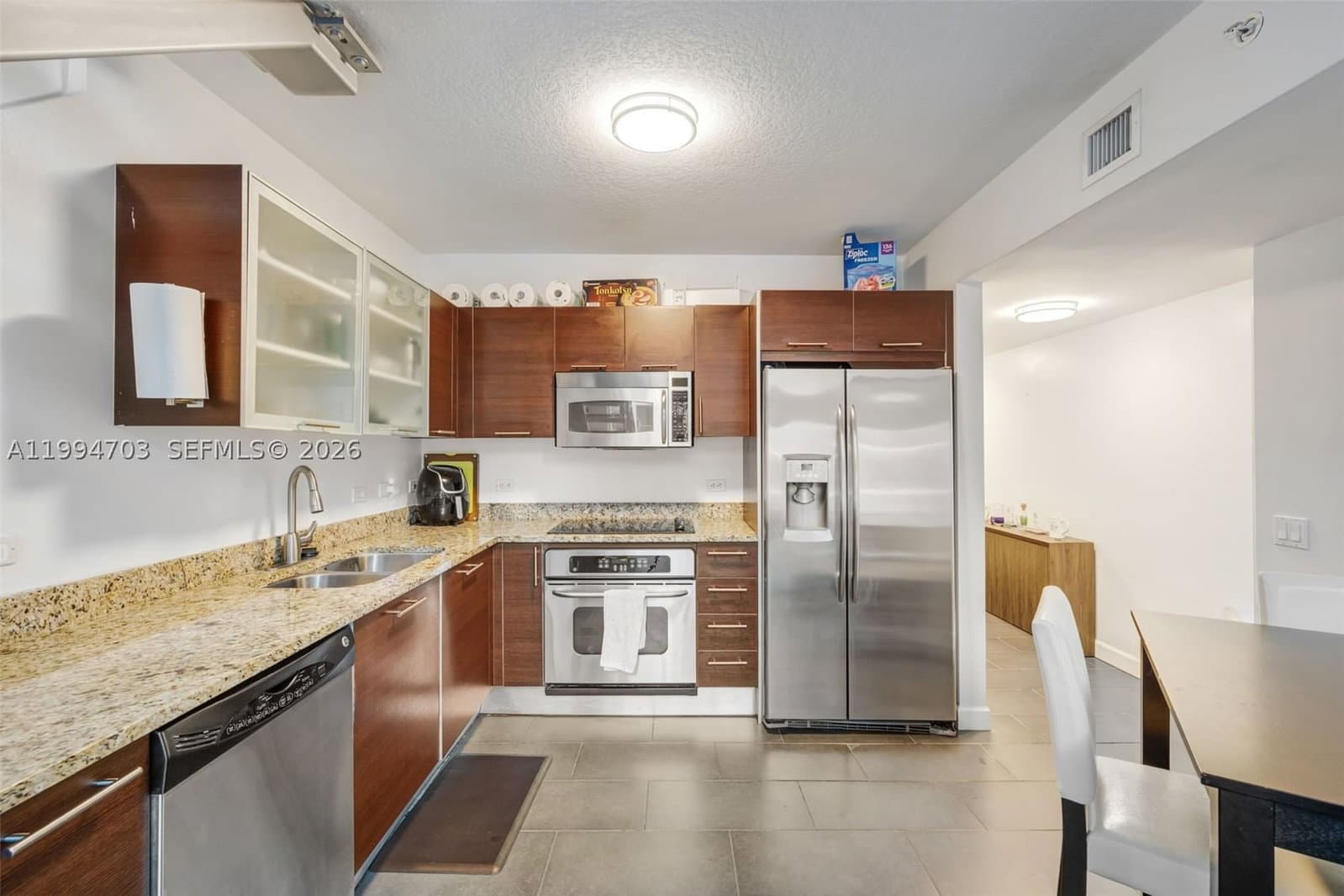 1+1 Condo — 41 5th St #1306, Miami, FL 33131