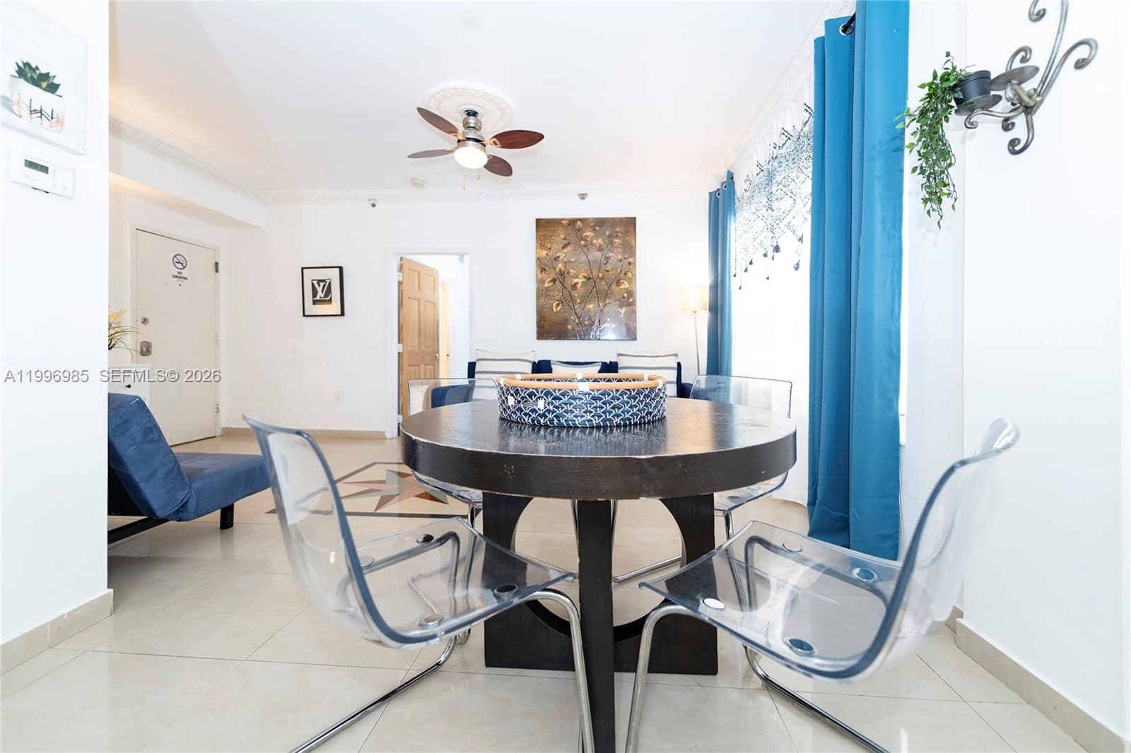 1-bedroom Condo — 918 Ocean Dr #202, Miami Beach, FL 33139