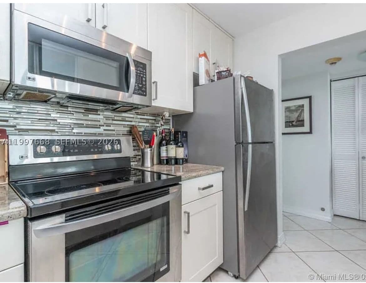 2+1 Condo — 600 36th St #1006, Miami, FL 33137