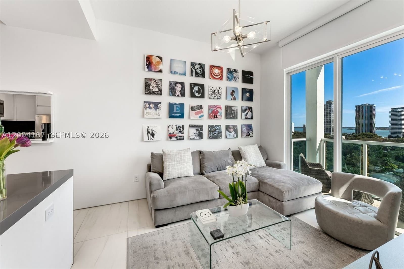 2+1 Condo — 1723 2nd Ave #PH2, Miami, FL 33129
