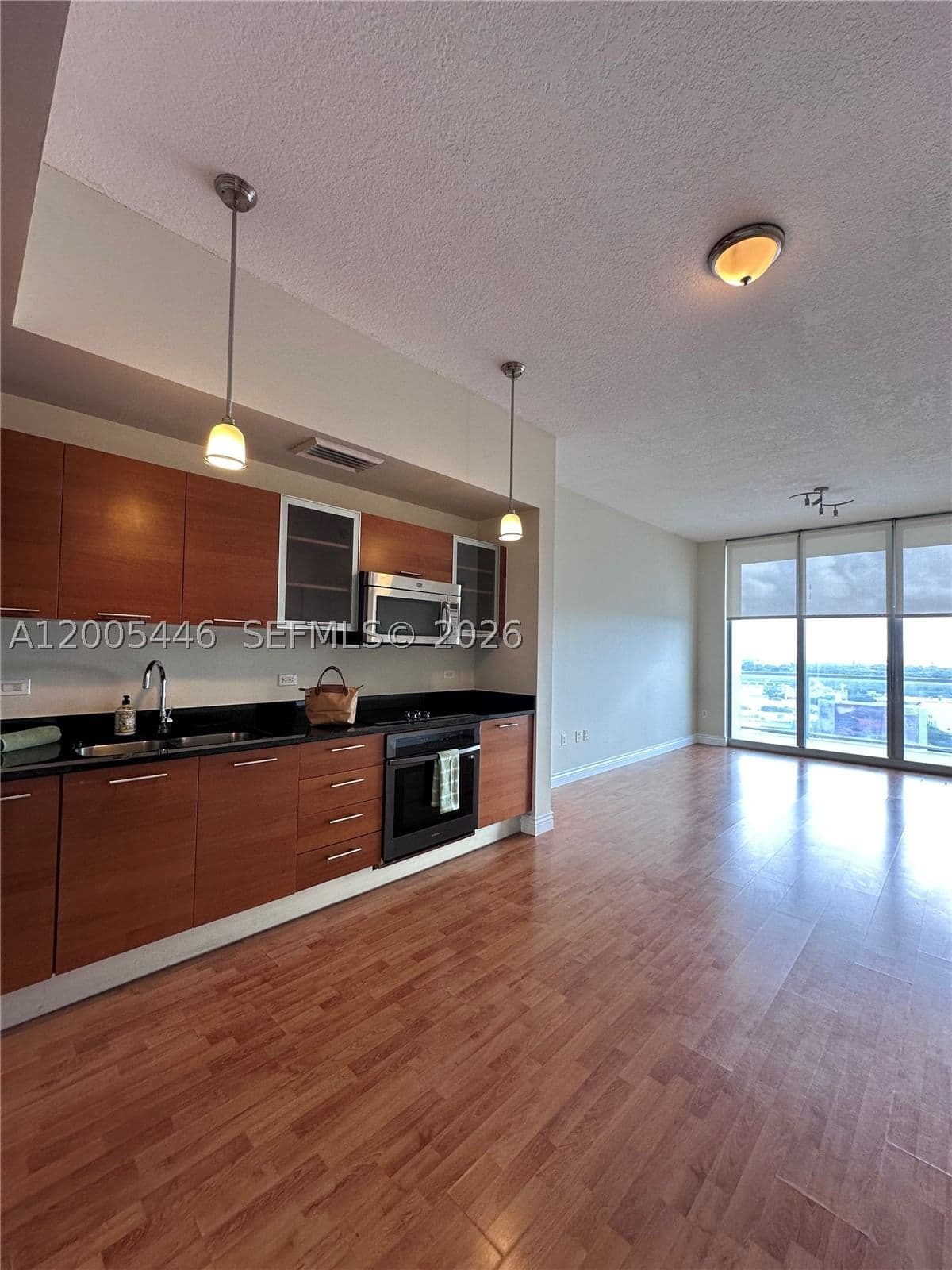 1+1 Condo — 3470 Coast Ave #H1503, Miami, FL 33137