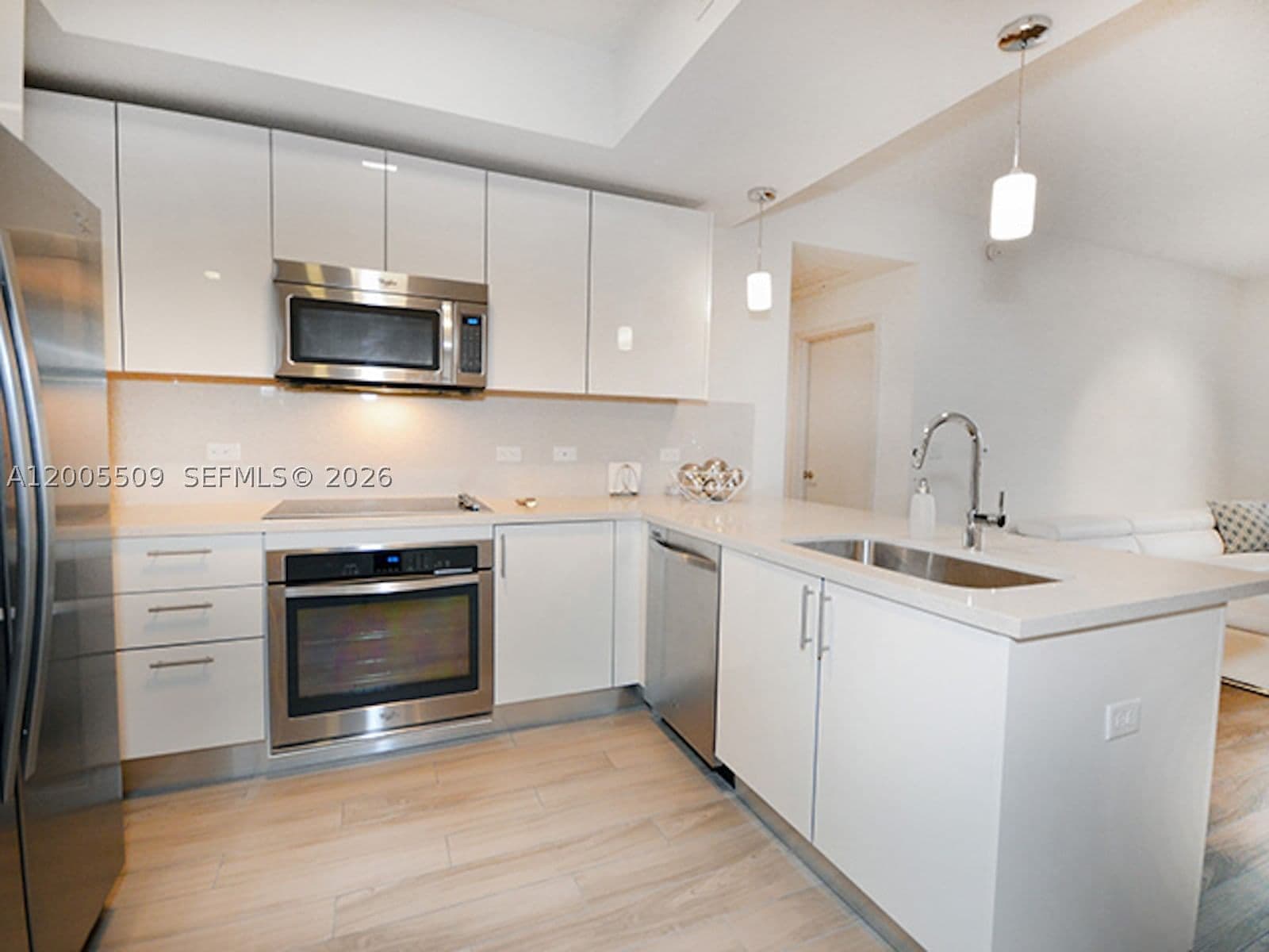 2-bedroom Condo — 999 1st Ave #1611, Miami, FL 33130