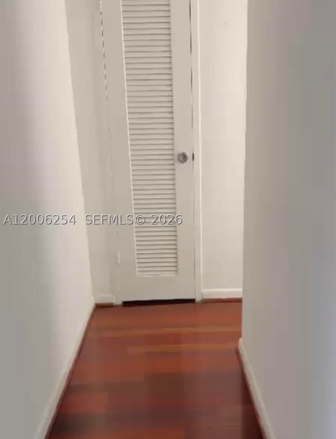 1-bedroom Condo — 1000 West Ave #1105, Miami Beach, FL 33139