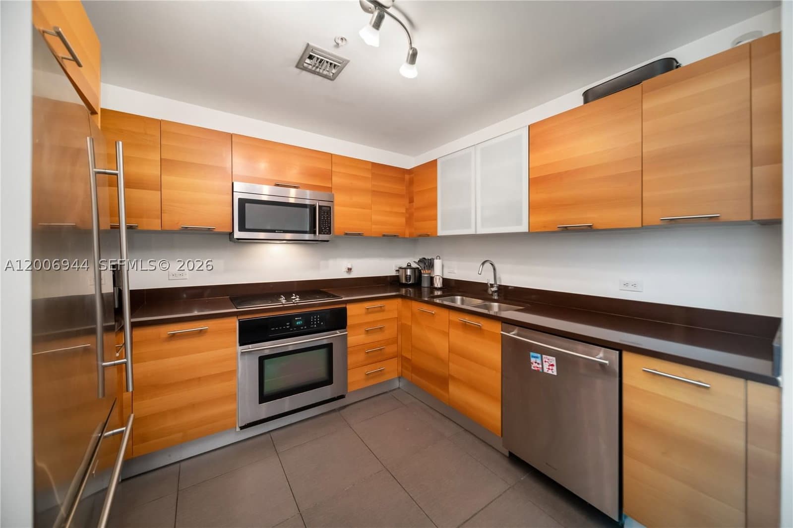 2-bedroom Condo — 3301 1st Ave #M0308, Miami, FL 33137