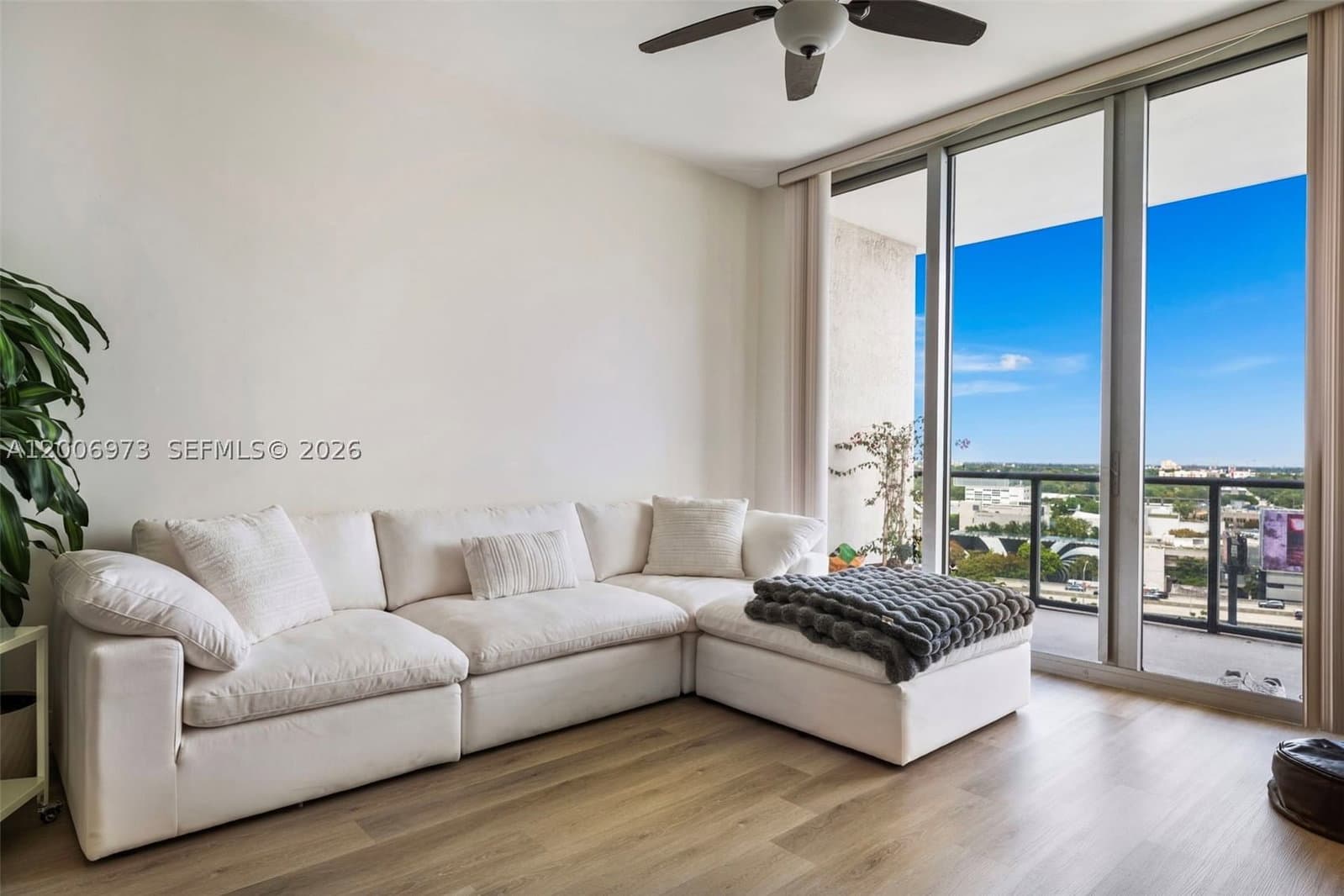1+1 Condo — 3470 Coast Ave #H1203, Miami, FL 33137