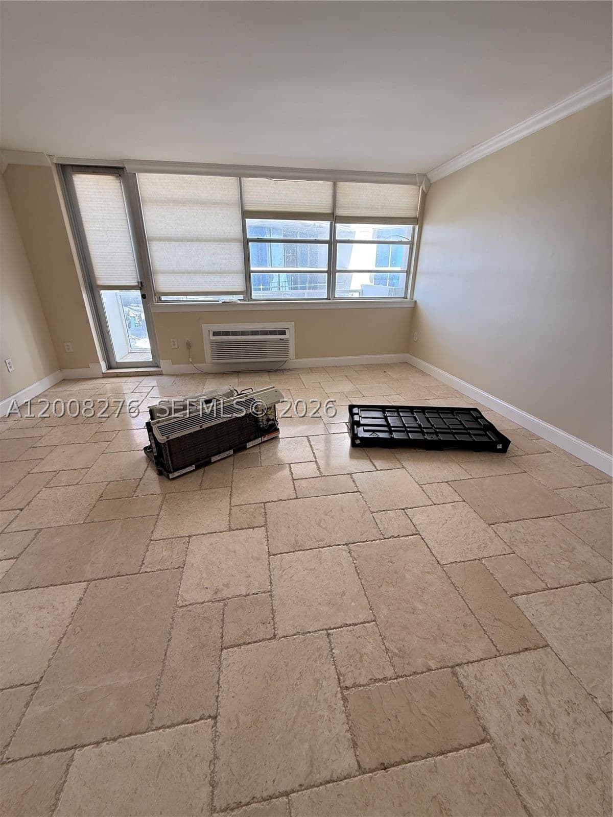 1+1 Condo — 5313 Collins Ave #801, Miami Beach, FL 33140