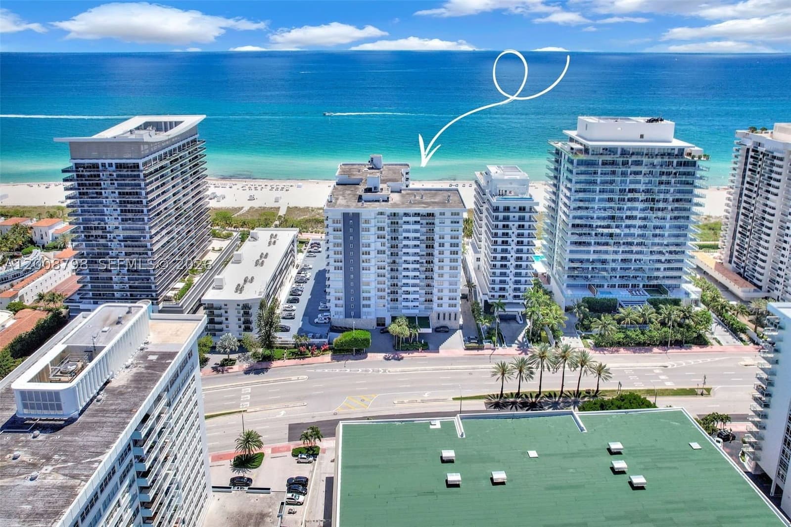 2+1 Condo — 5825 Collins Ave #2E, Miami Beach, FL 33140