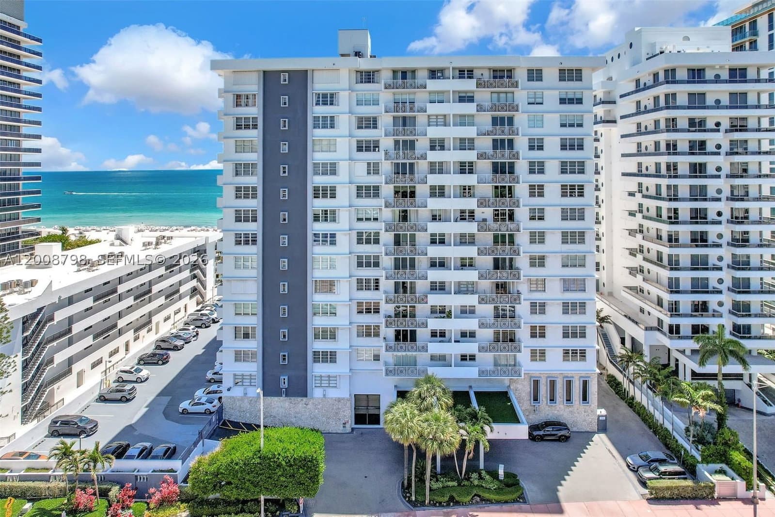 2+1 Condo — 5825 Collins Ave #2E, Miami Beach, FL 33140