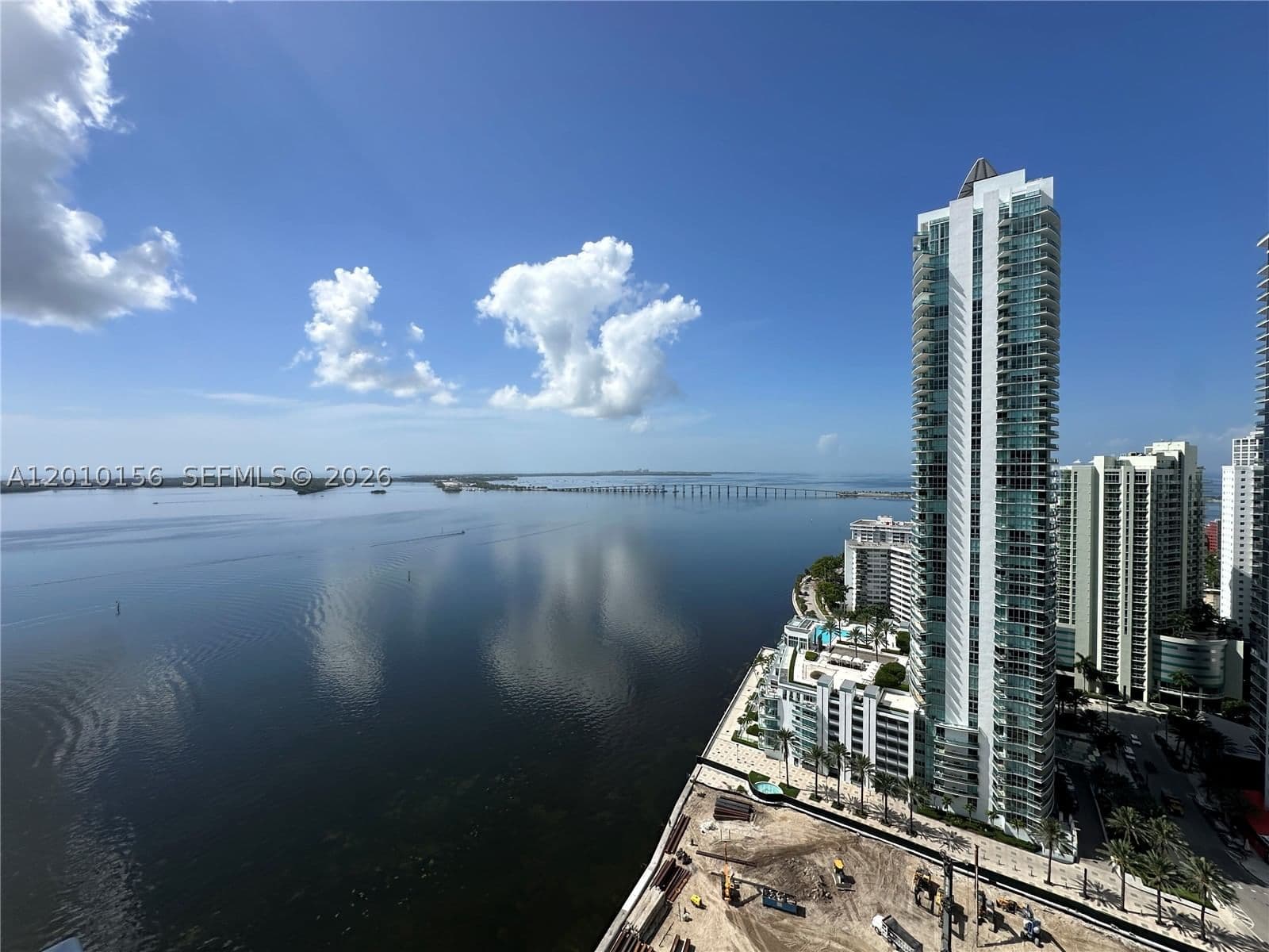 1+1 Condo — 1155 Brickell Bay Dr #3007, Miami, FL 33131