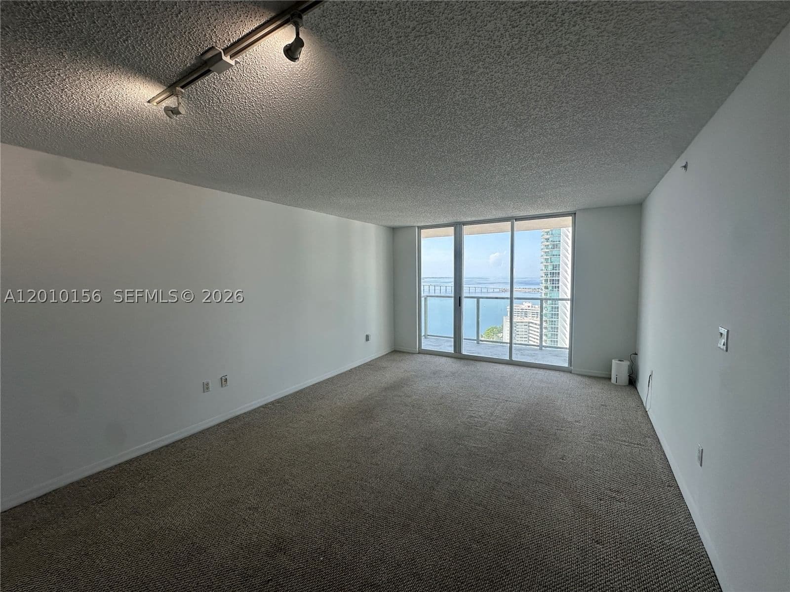 1+1 Condo — 1155 Brickell Bay Dr #3007, Miami, FL 33131