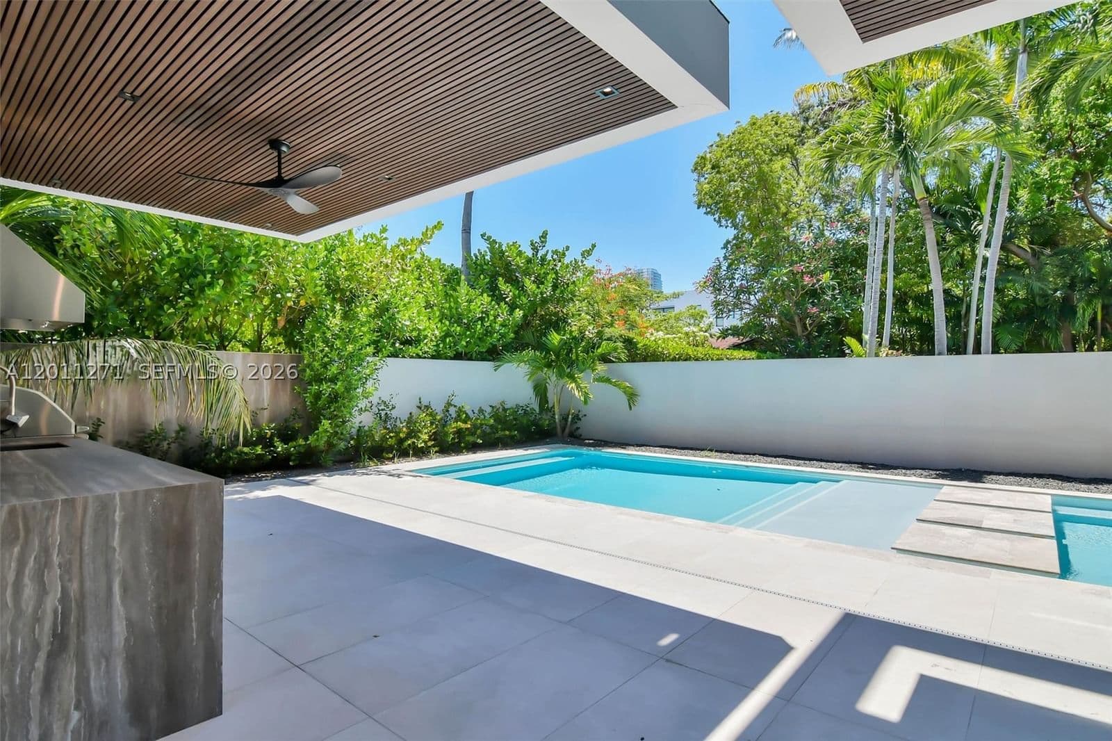5+1 Müstakil ev — 125 29th Rd, Miami, FL 33129