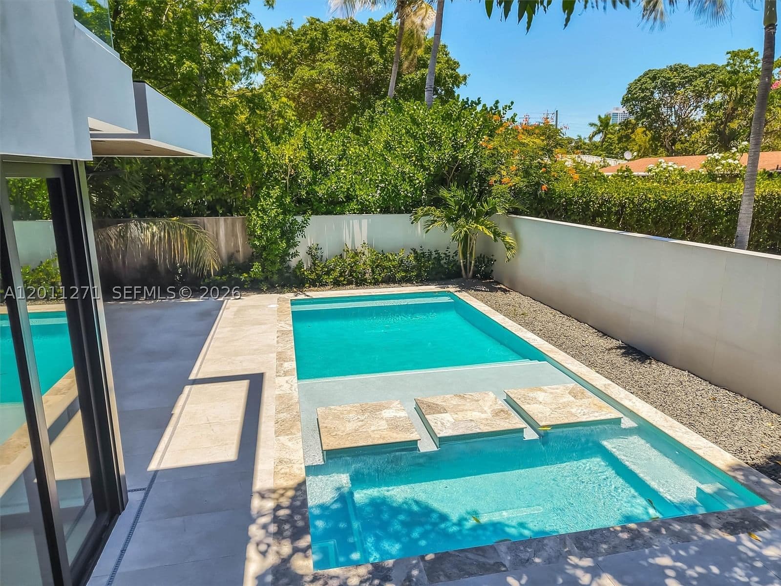 5+1 Müstakil ev — 125 29th Rd, Miami, FL 33129