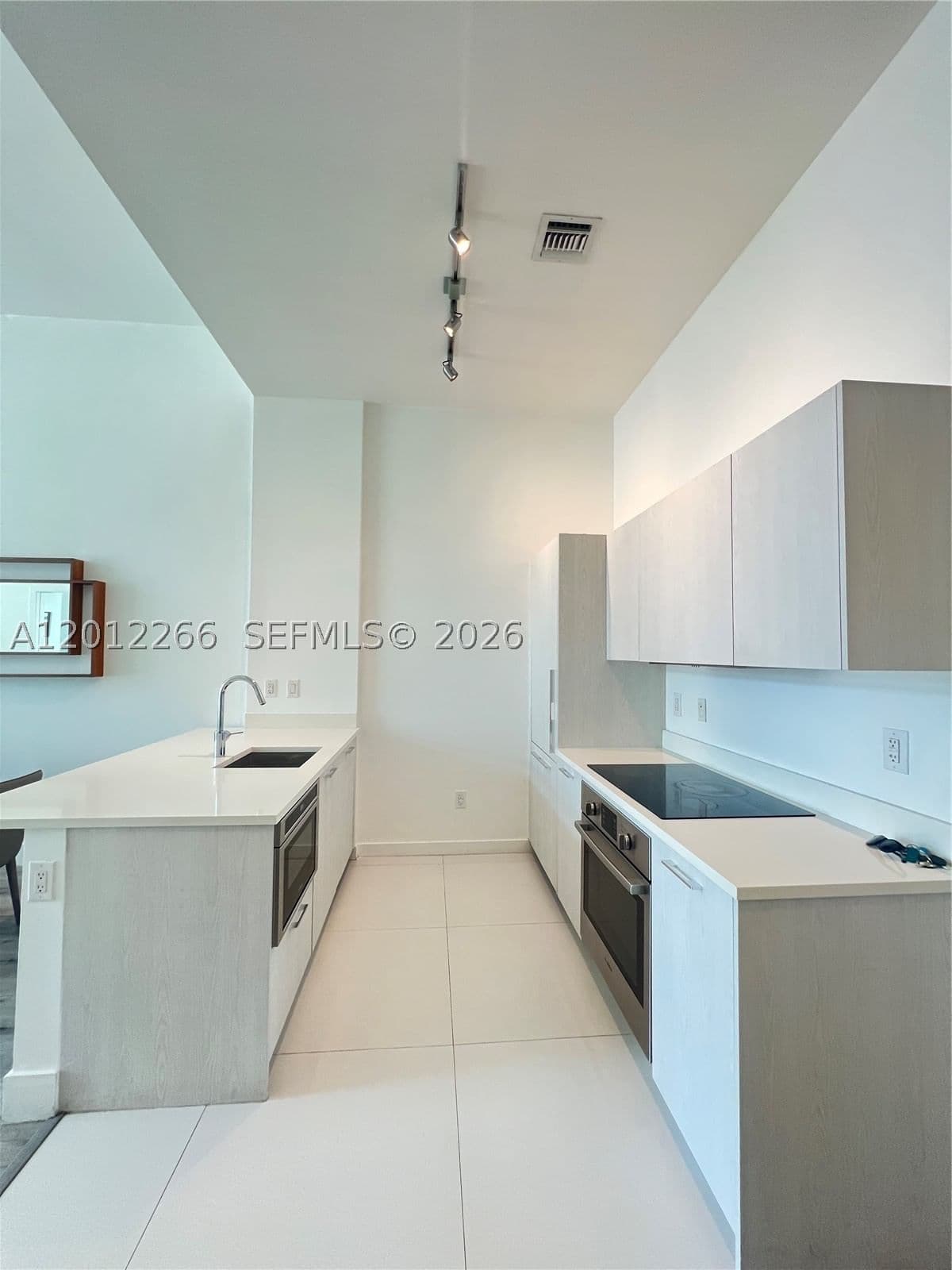 1-bedroom Condo — 501 31st St #404, Miami, FL 33137