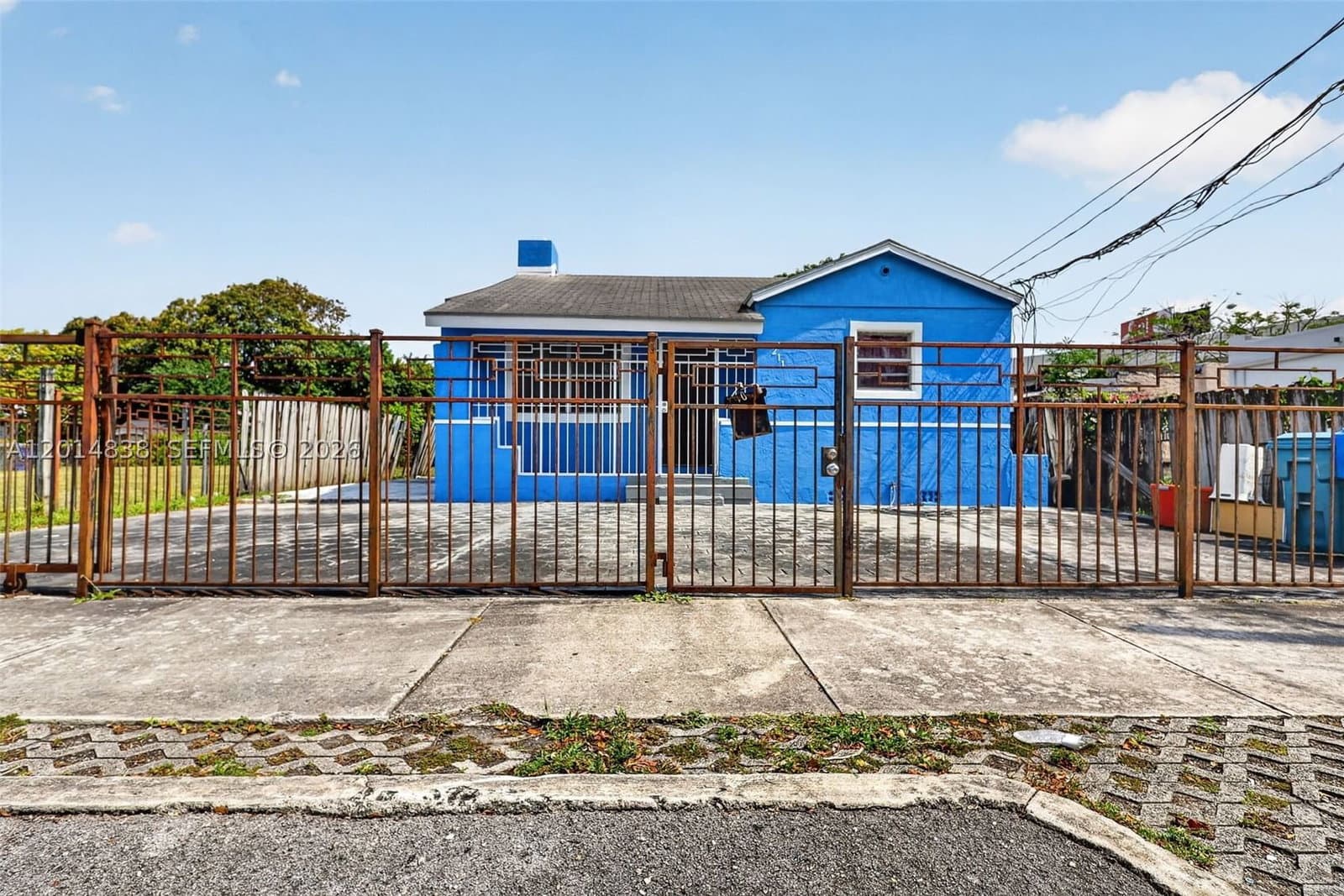 3-bedroom Single-Family Home — 1211 37th St, Miami, FL 33142
