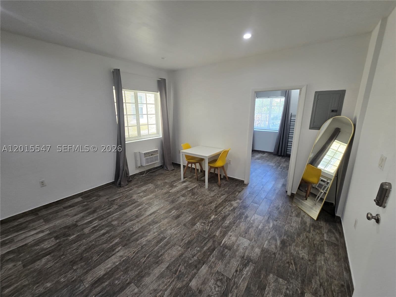 1+1 Mülk — 1345 Pennsylvania Ave #5B, Miami Beach, FL 33139