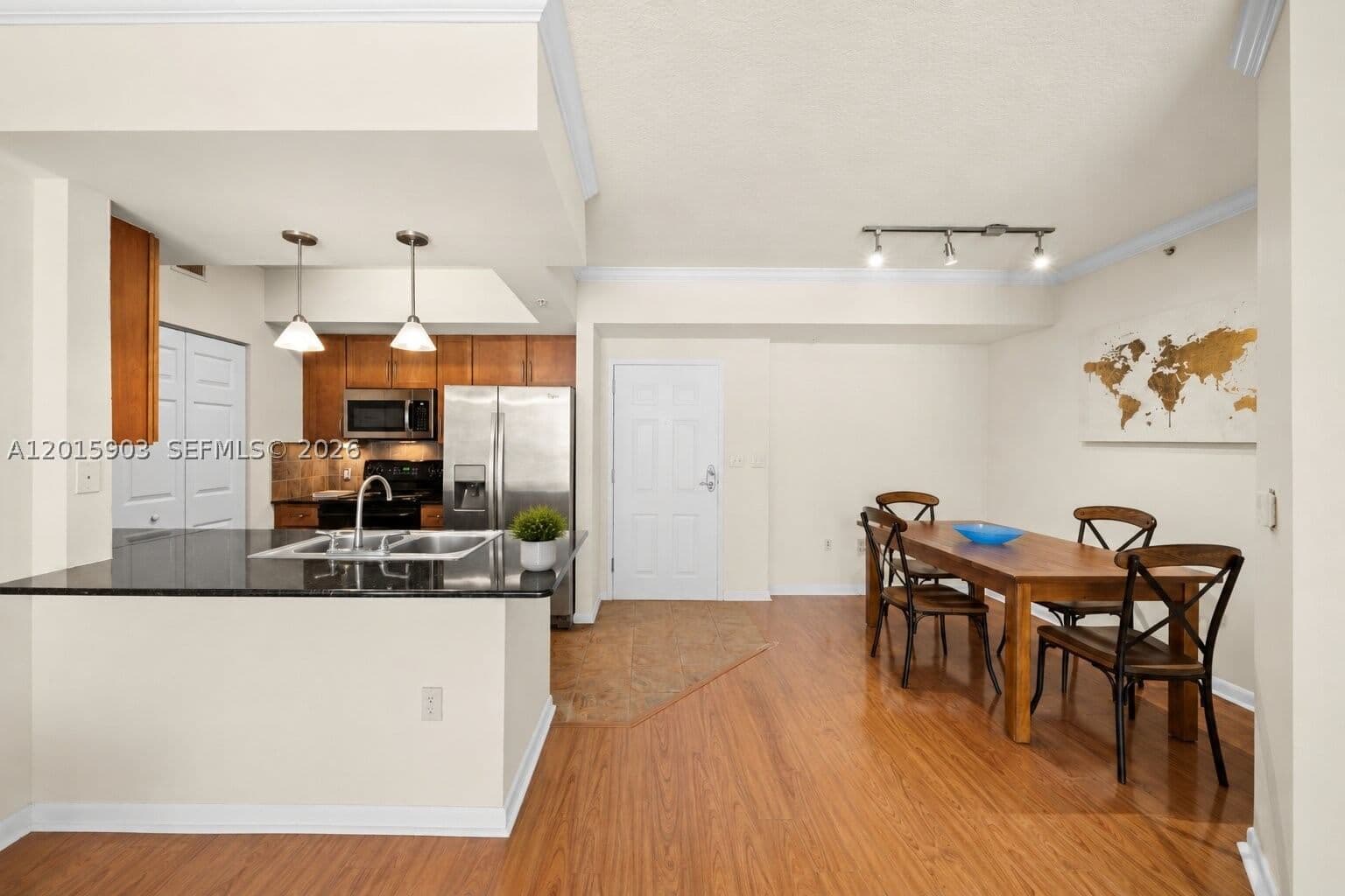 2+1 Condo — 2000 Bayshore Dr #1005, Miami, FL 33137