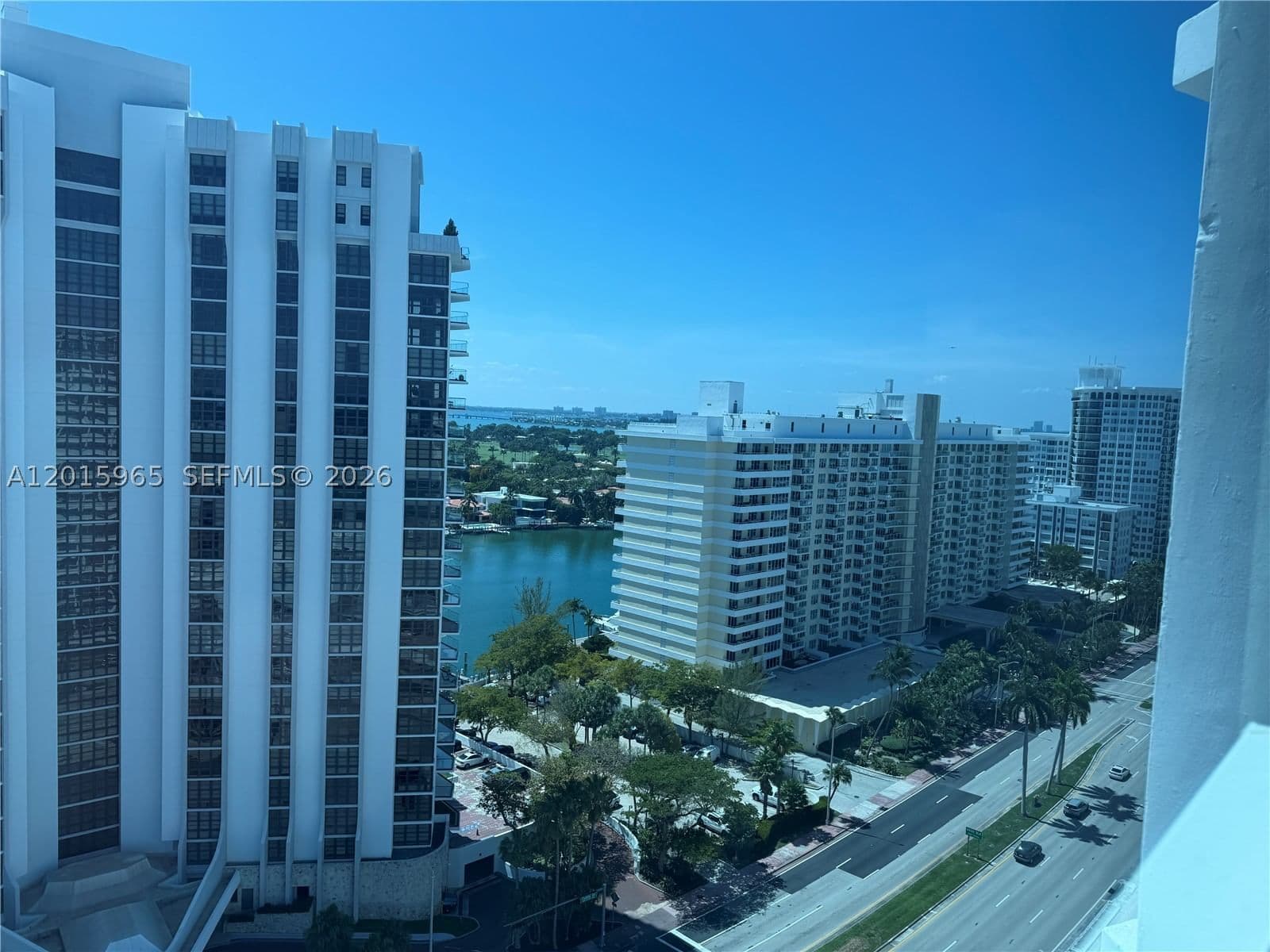 Condo — 5445 Collins Ave #1606, Miami Beach, FL 33140