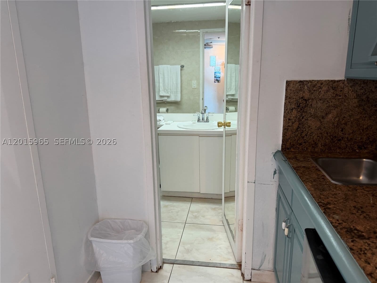 Condo — 5445 Collins Ave #1606, Miami Beach, FL 33140