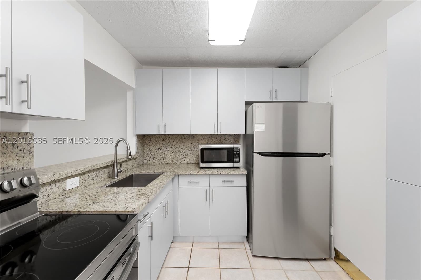 1+1 Condo — 345 Ocean Dr #424, Miami Beach, FL 33139