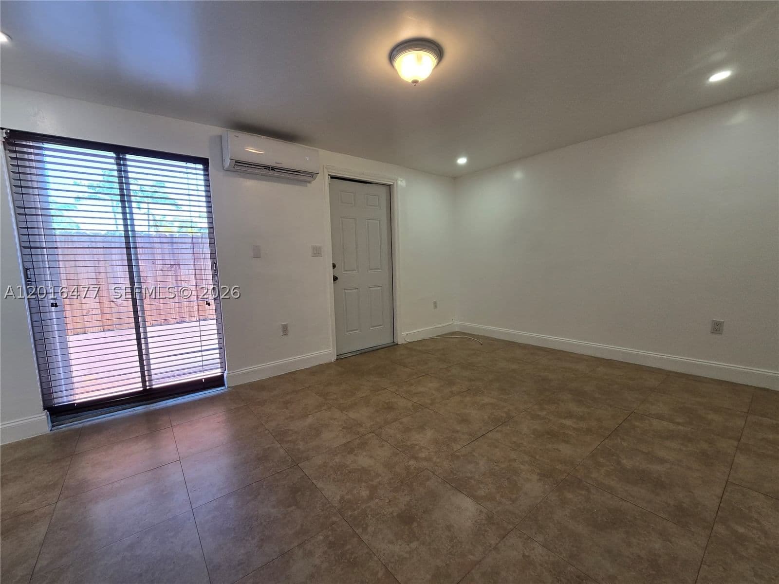1-bedroom Property — 2957 36th Ct #4, Miami, FL 33133