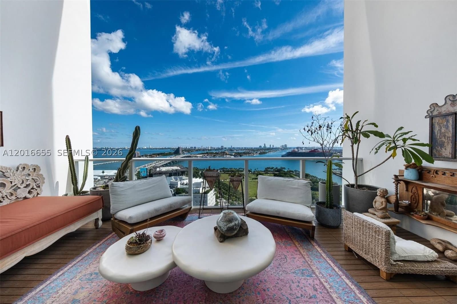 2+1 Condo — 1040 Biscayne Blvd #2203, Miami, FL 33132