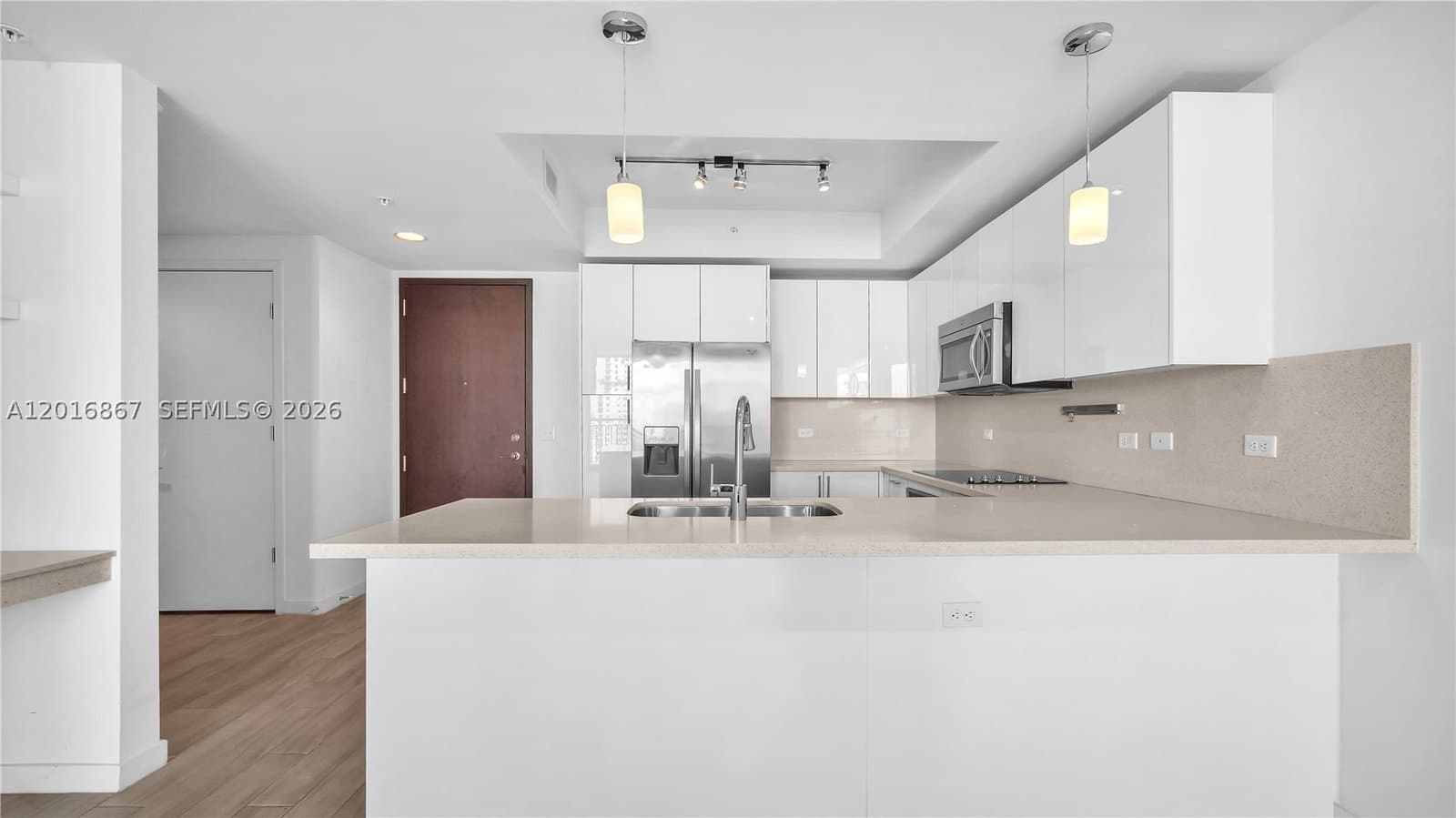 1+1 Condo — 999 1st Ave #2009, Miami, FL 33130