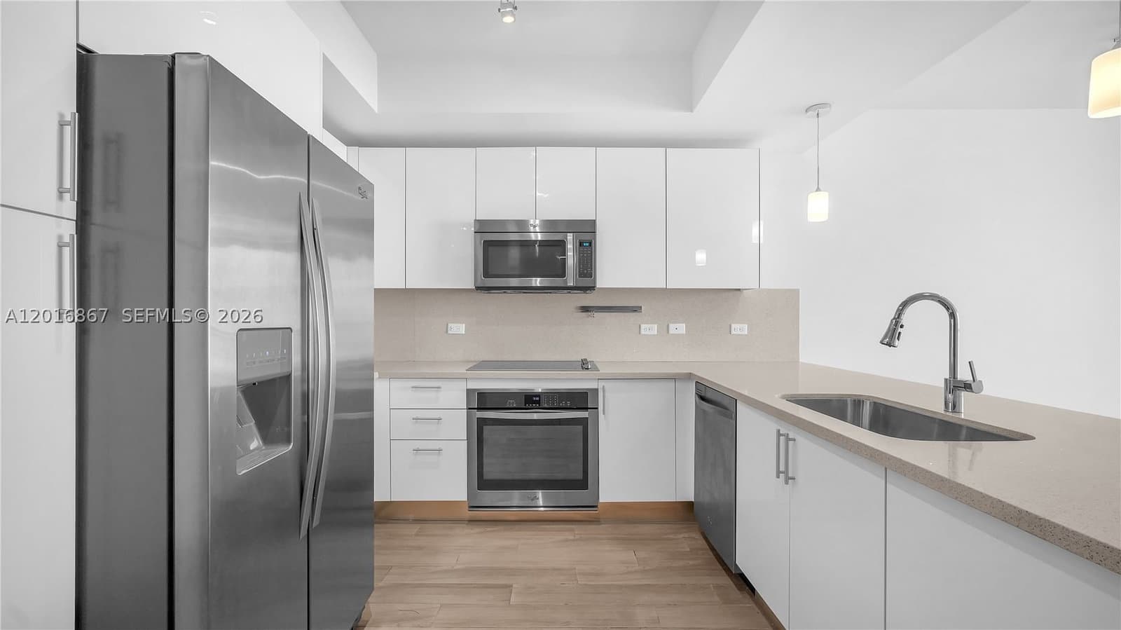1+1 Condo — 999 1st Ave #2009, Miami, FL 33130