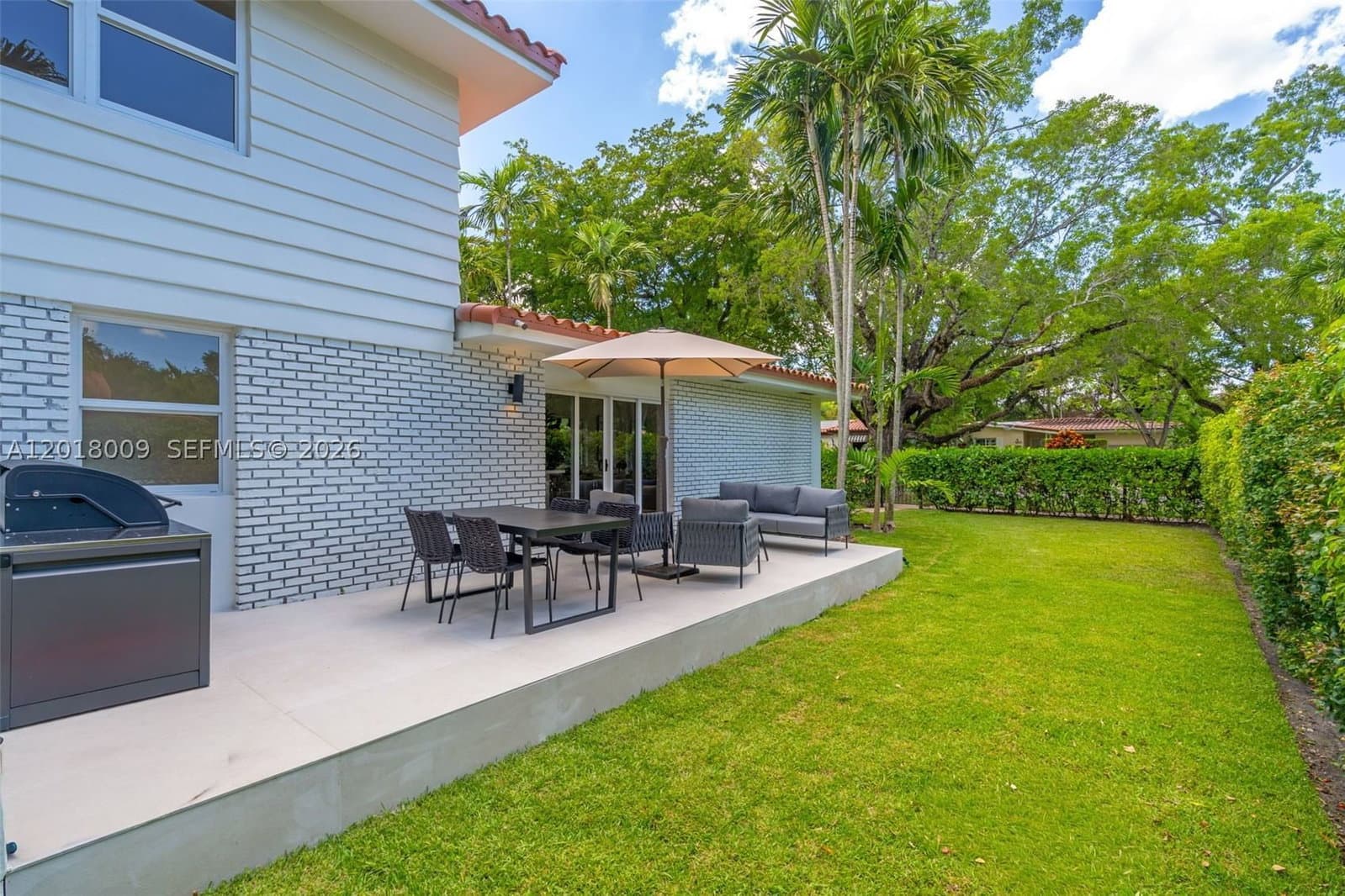 3+1 Müstakil ev — 1203 Madrid St, Coral Gables, FL 33134