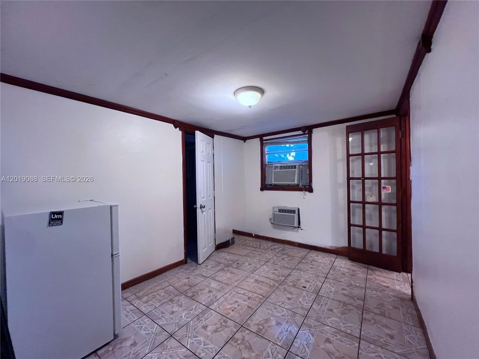 1+1 Condo — Miami, FL 33167
