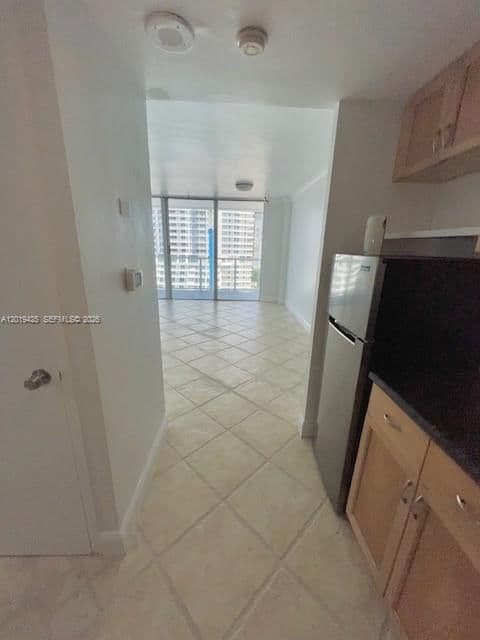 Apartment — 3301 5th Ave #1112, Miami, FL 33137