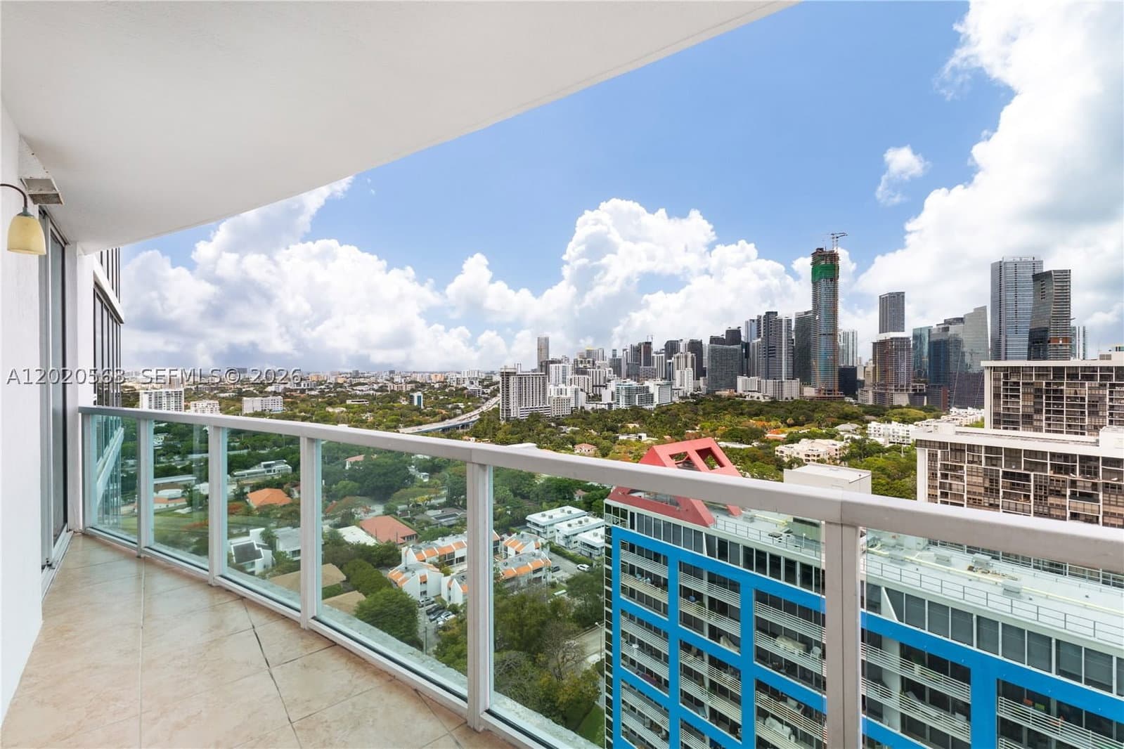 1-bedroom Condo — 2101 Brickell Ave #2302, Miami, FL 33129