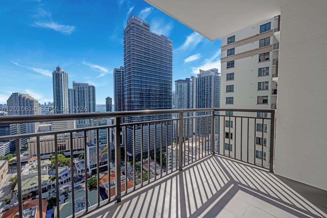 2-bedroom Condo — 999 1st Ave #2911, Miami, FL 33130