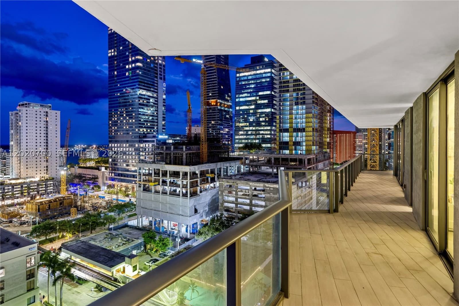 3-bedroom Condo — 1300 Miami Ave #1405, Miami, FL 33130