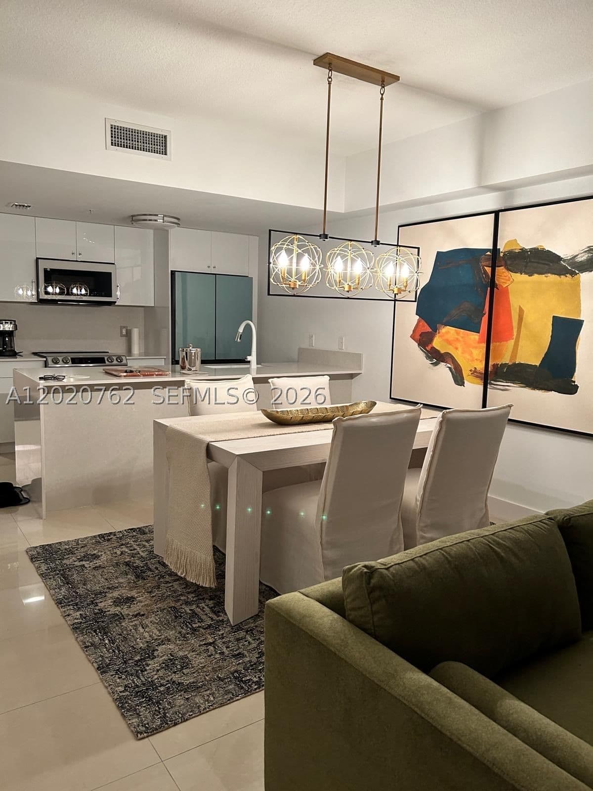 2+1 Condo — 185 7th St #3803, Miami, FL 33130
