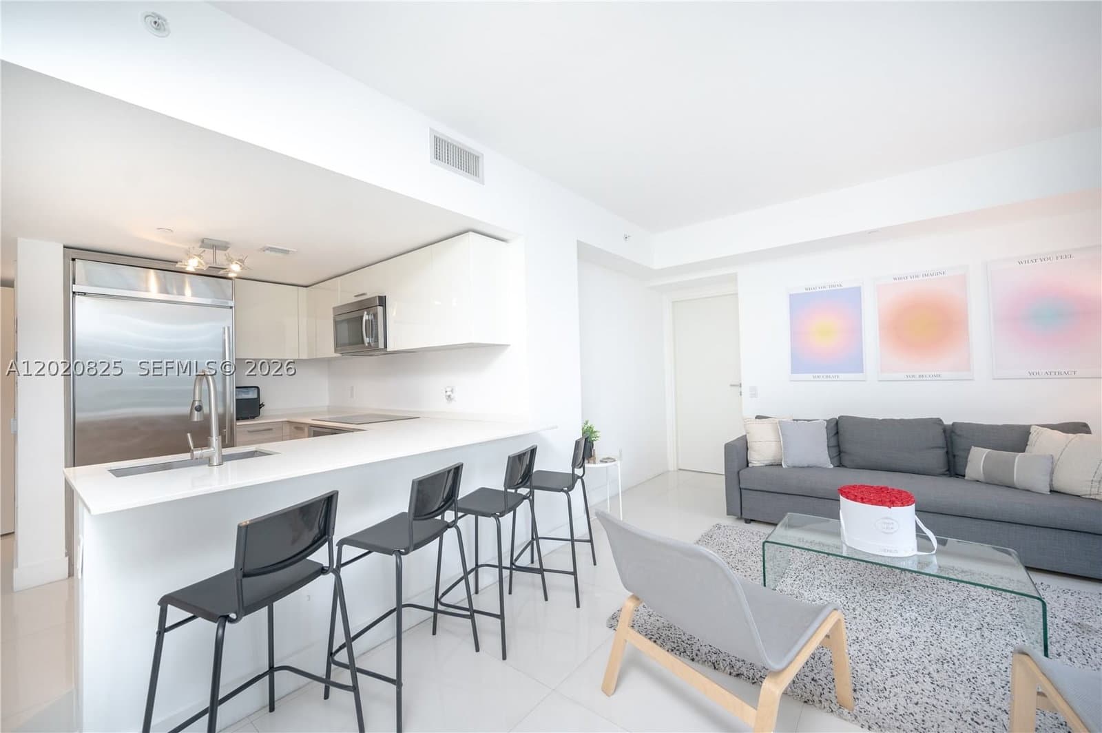1+1 Condo — 1300 Brickell Bay Dr #1601, Miami, FL 33131