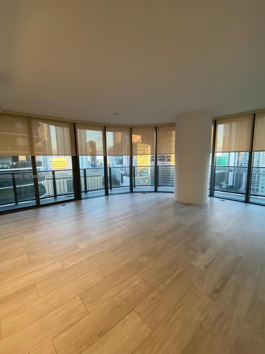 2-bedroom Condo — 55 9th St #1503, Miami, FL 33130