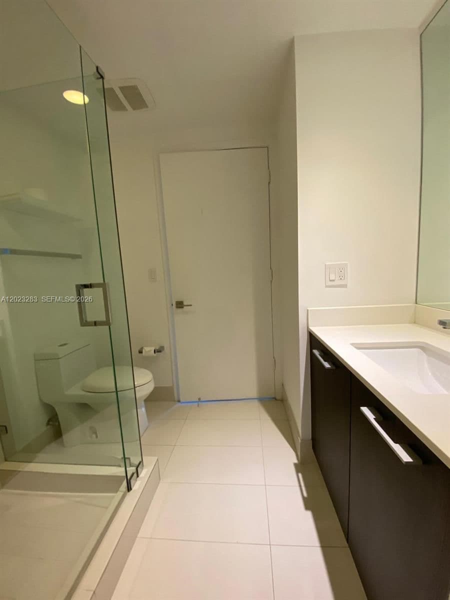 2-bedroom Condo — 55 9th St #1503, Miami, FL 33130