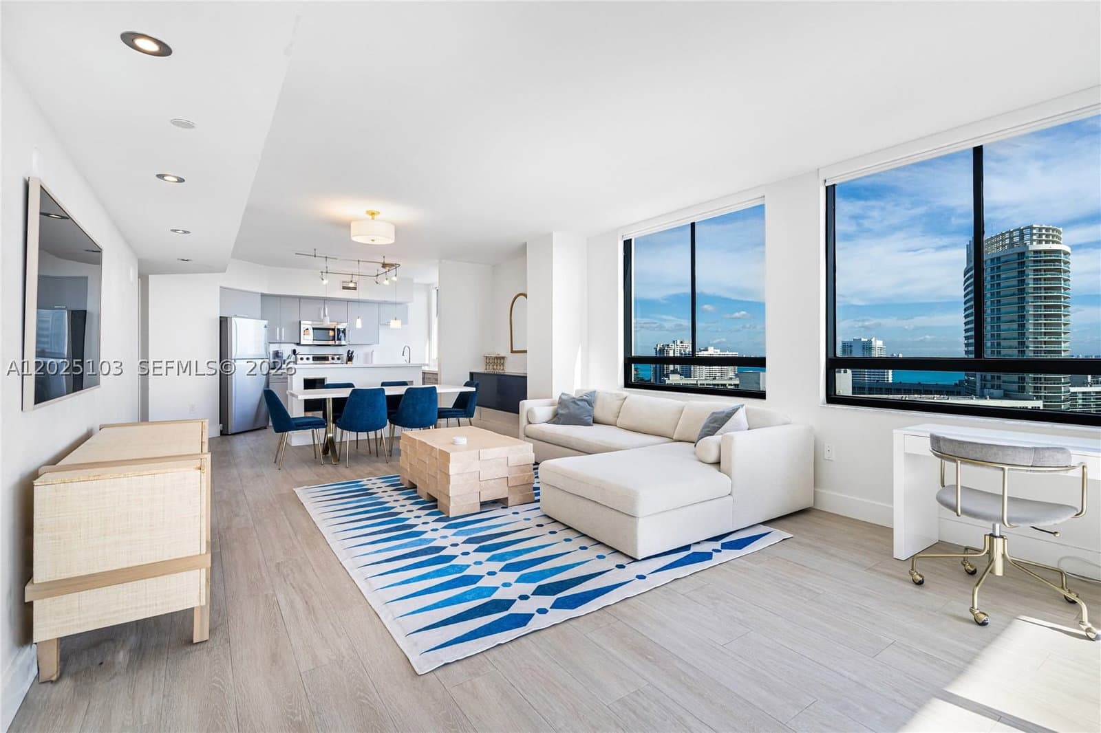 2+1 Condo — 1330 West Ave #2107, Miami Beach, FL 33139