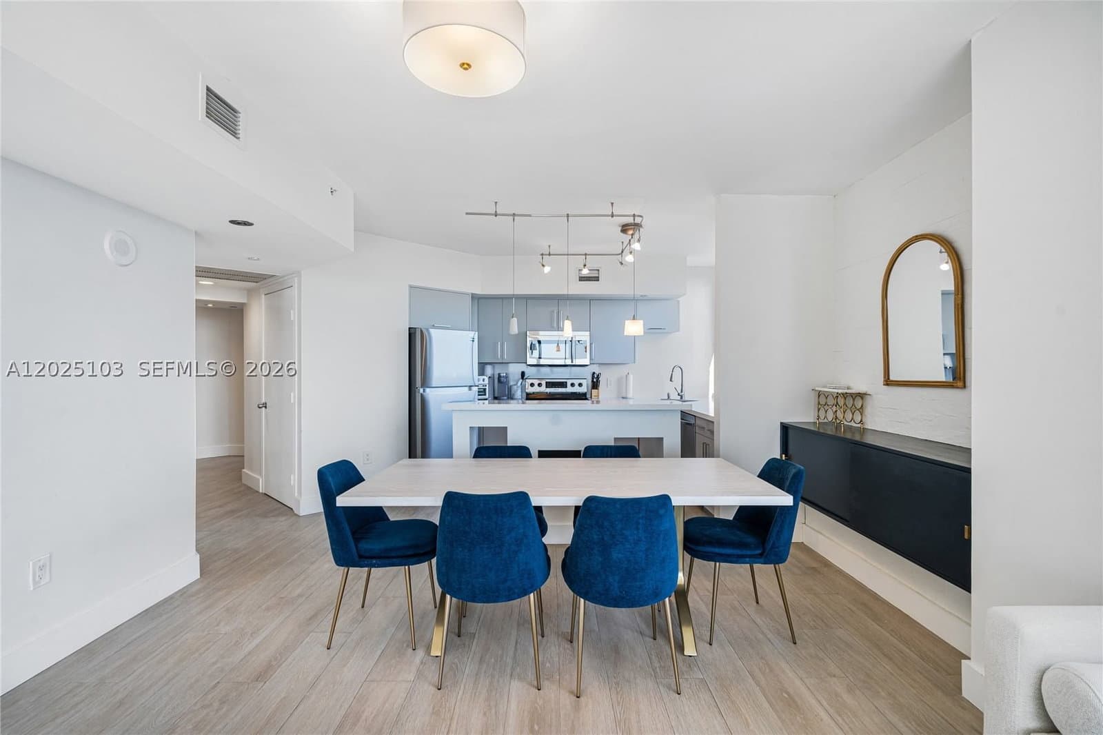 2+1 Condo — 1330 West Ave #2107, Miami Beach, FL 33139