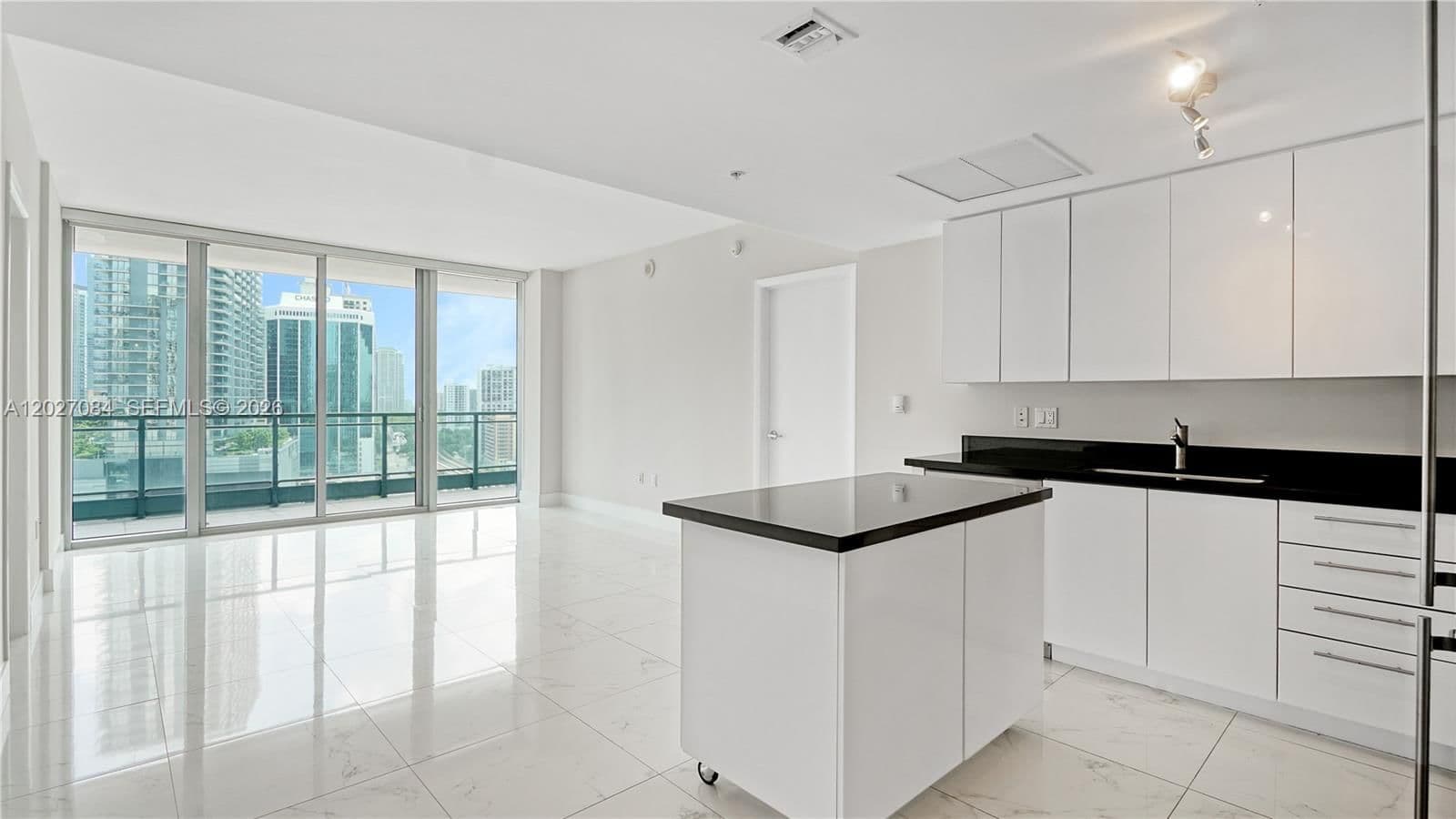 3+1 Condo — 92 3rd St #1803, Miami, FL 33130