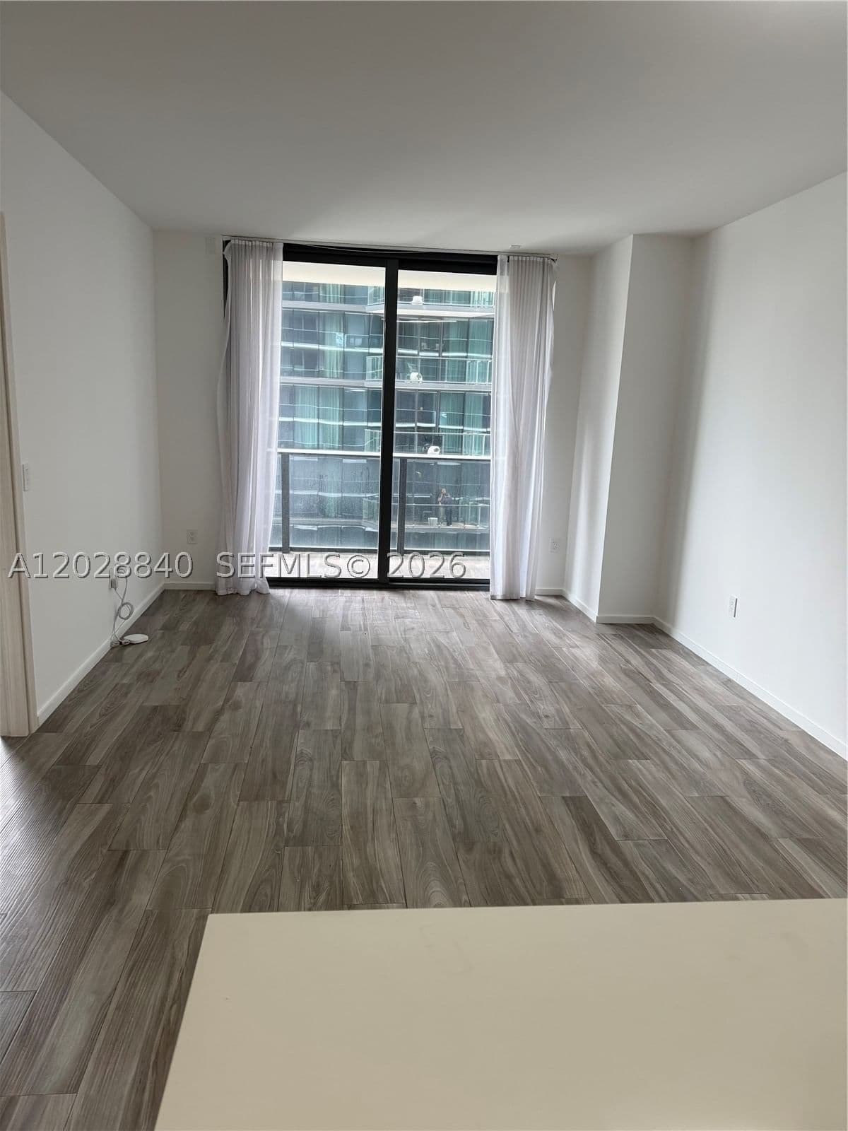 1-bedroom Condo — 801 Miami Ave #1808, Miami, FL 33130