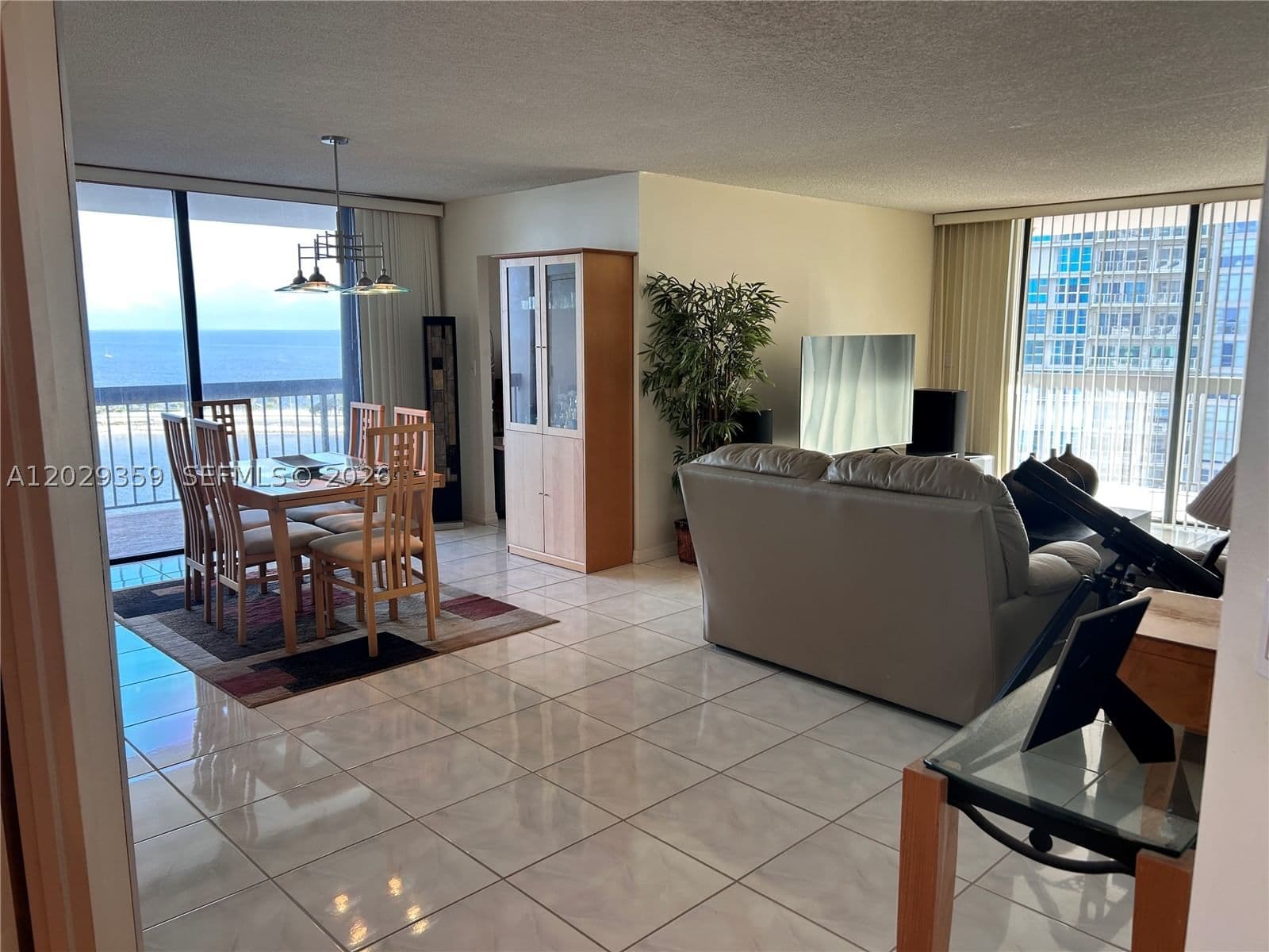 2+1 Condo — 2333 Brickell Ave #1402, Miami, FL 33129