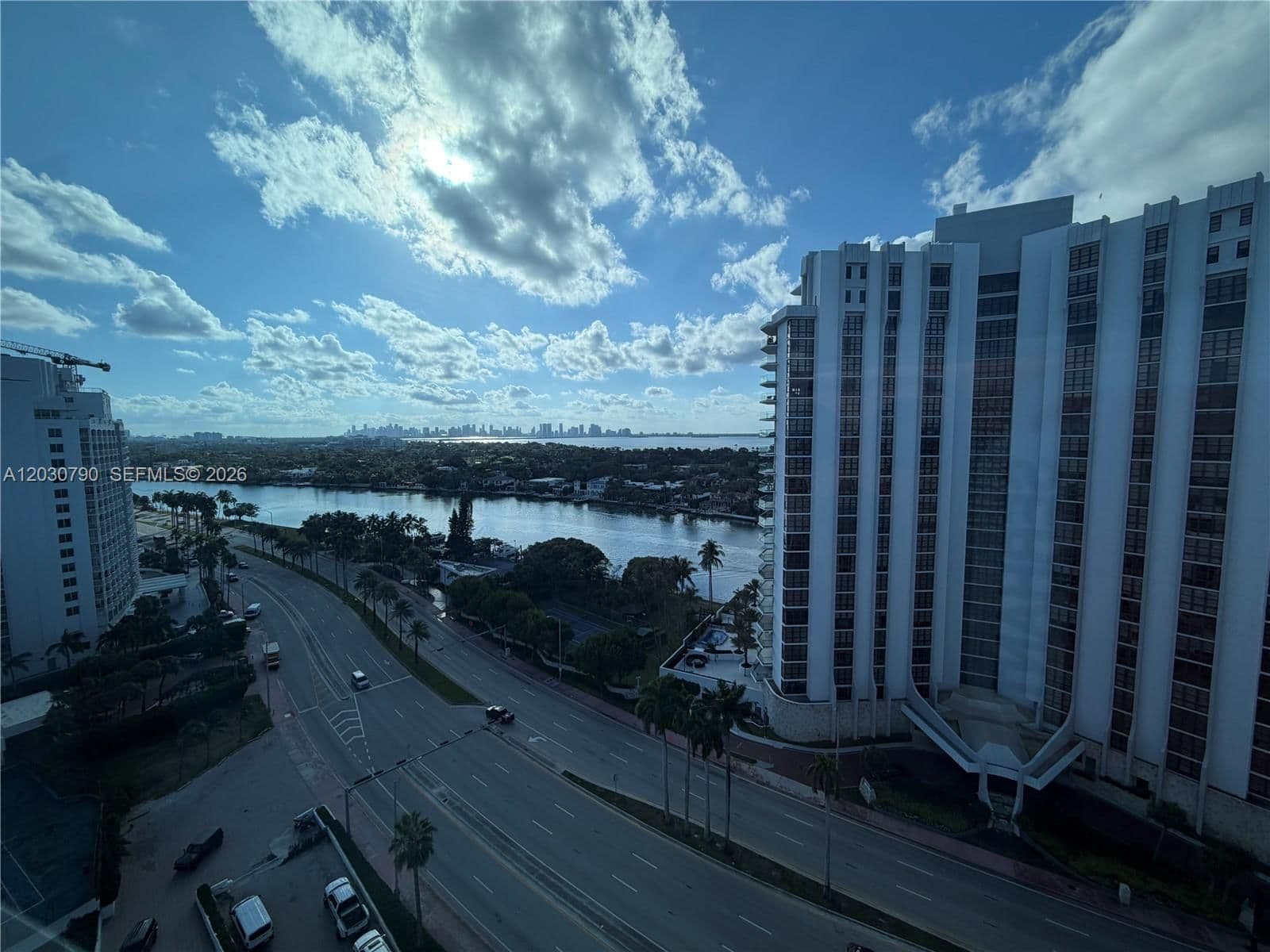 Condo — 5445 Collins Ave #1506, Miami Beach, FL 33140