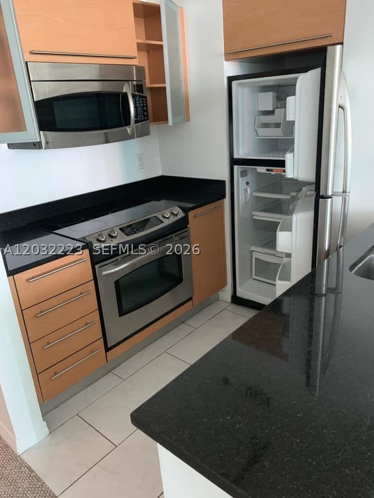 1-bedroom Condo — 950 Brickell Bay Dr #701, Miami, FL 33131