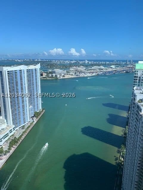 2+1 Condo — 465 Brickell Ave #4902, Miami, FL 33131
