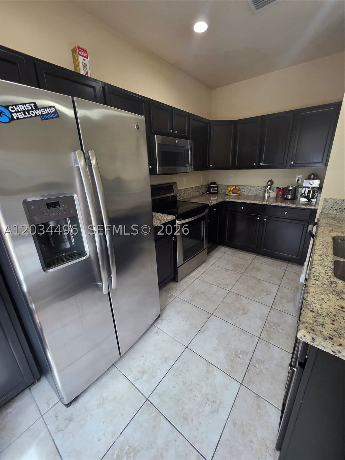 3-bedroom Townhouse — 9424 171st Pl, Miami, FL 33196