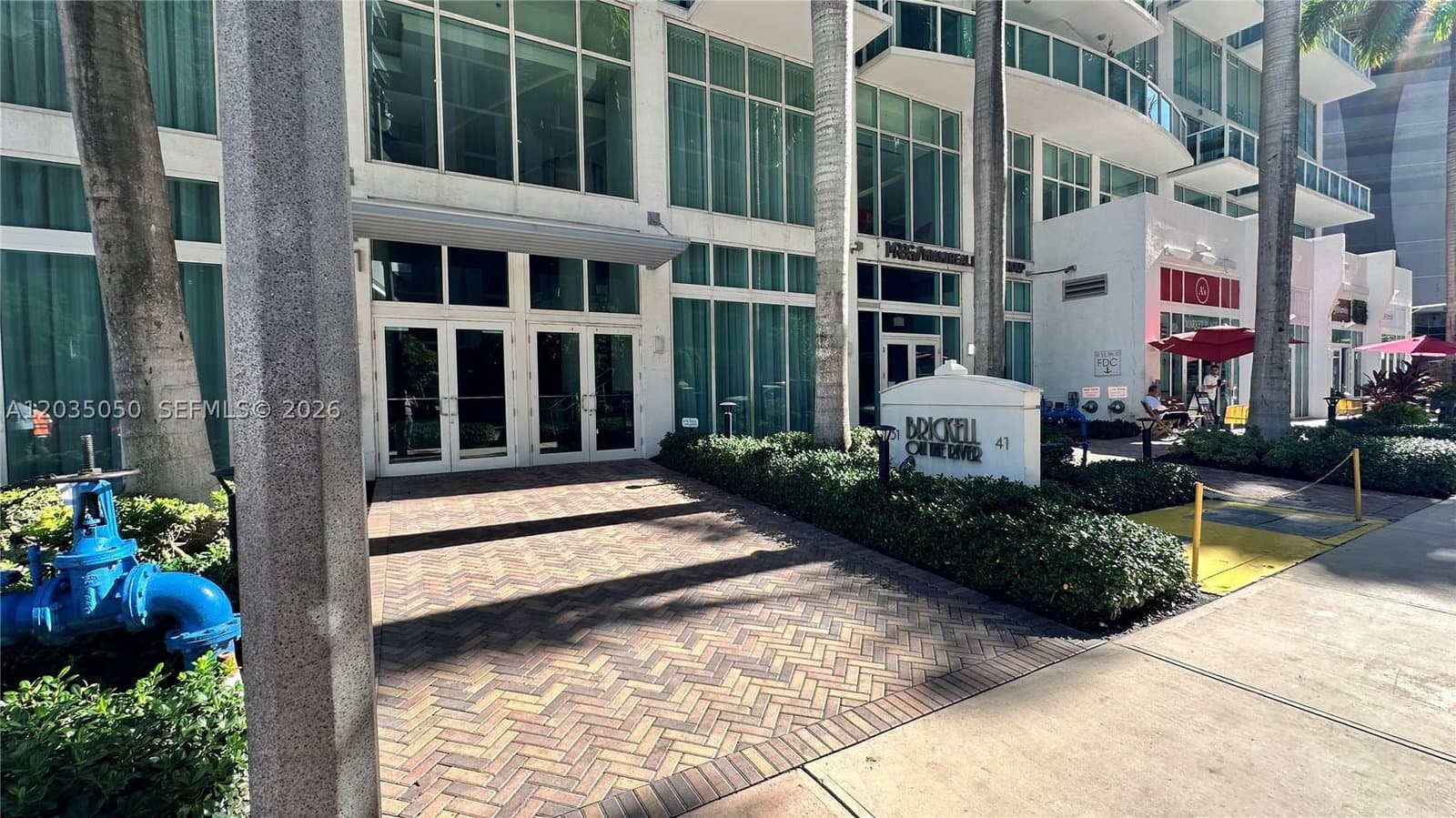 1+1 Condo — 41 5th St #1104, Miami, FL 33131